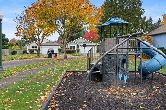 Building Photo - Move in ready! 3 bedroom rambler - Great l...