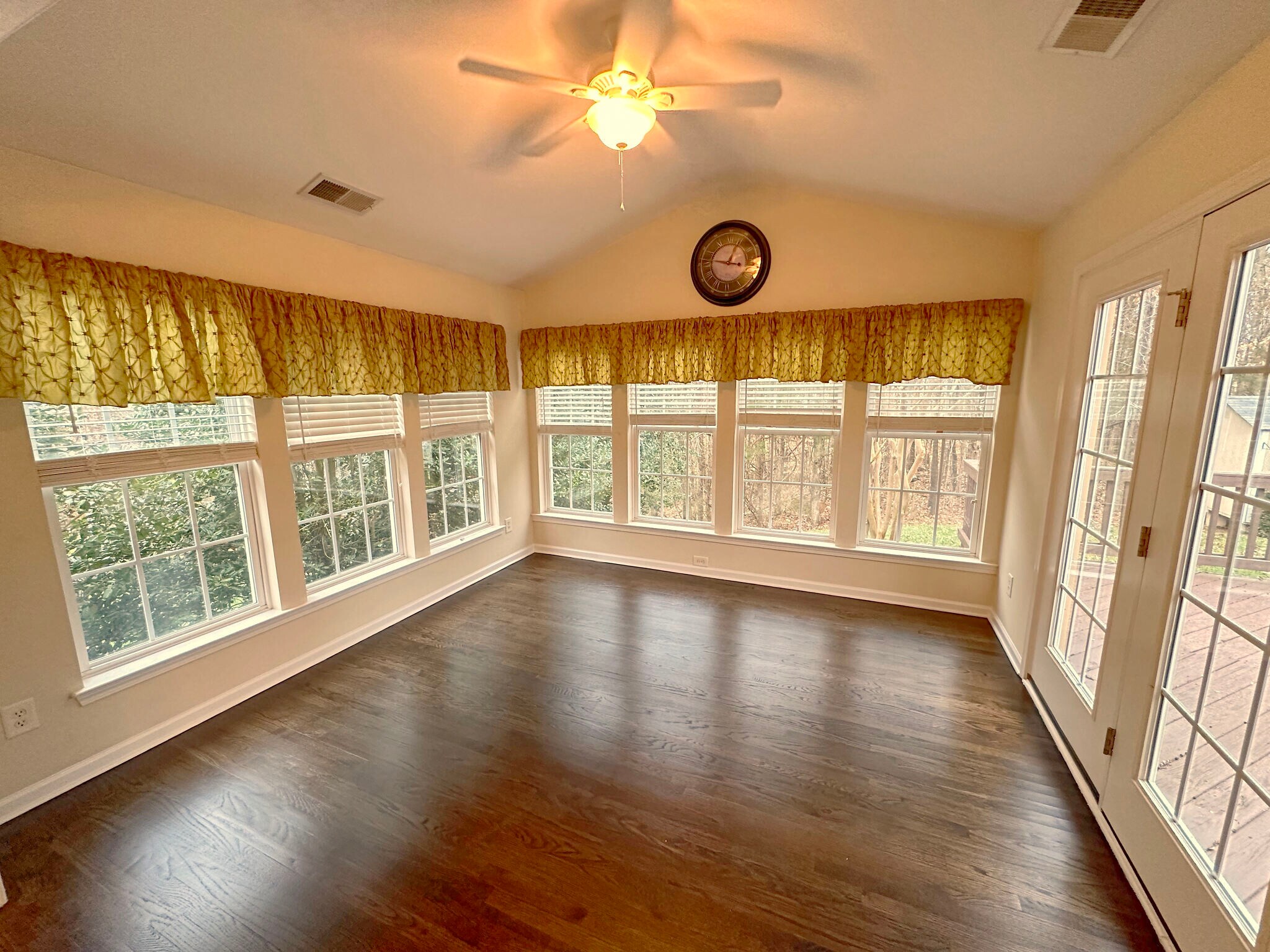 Sunroom - 2018 Southridge Drive