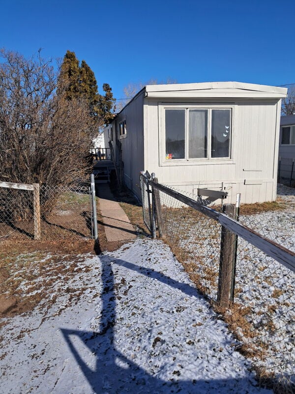 Building Photo - 2303 S Greeley Hwy