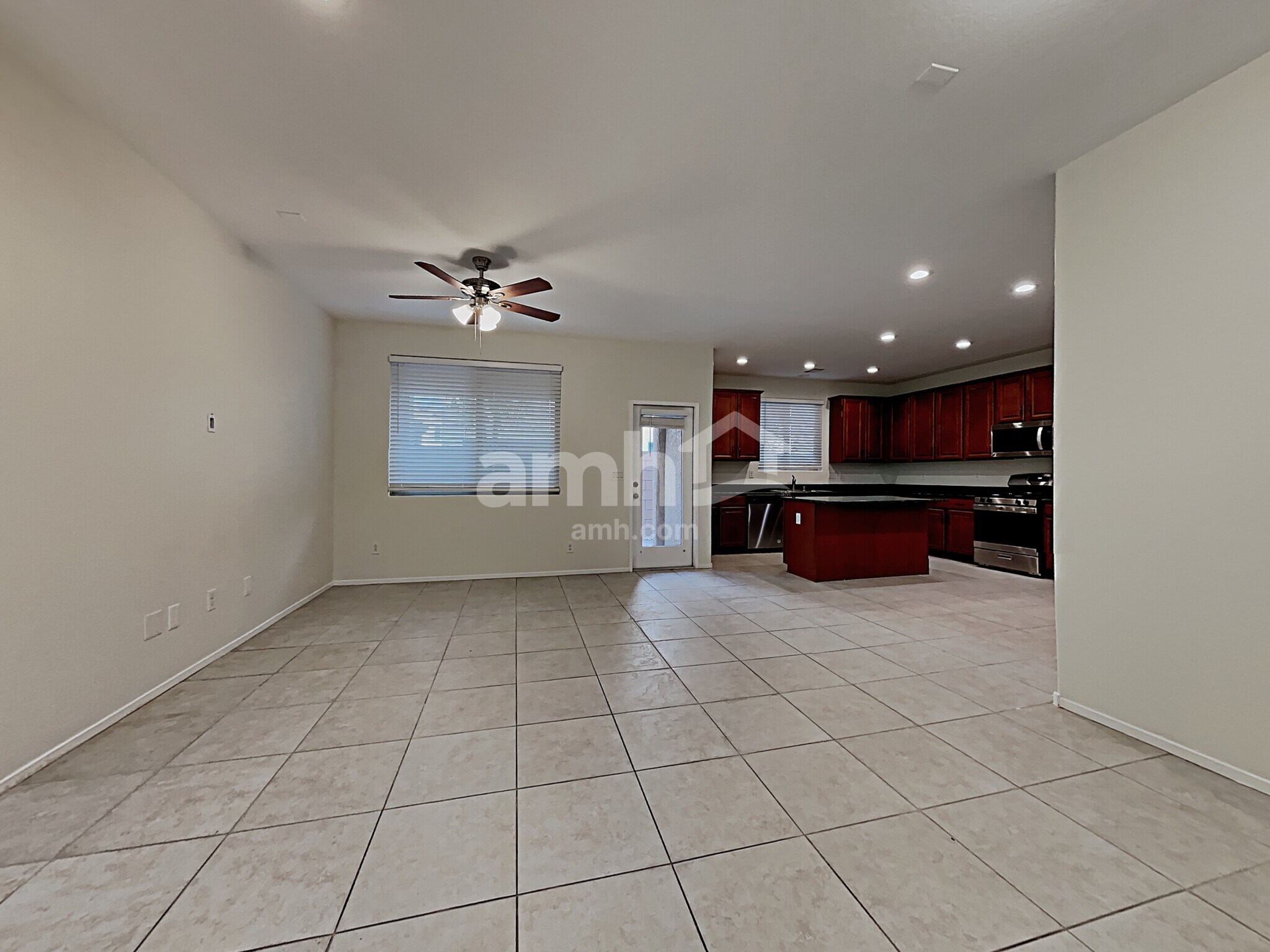 Building Photo - 7700 Flowering Quince Dr