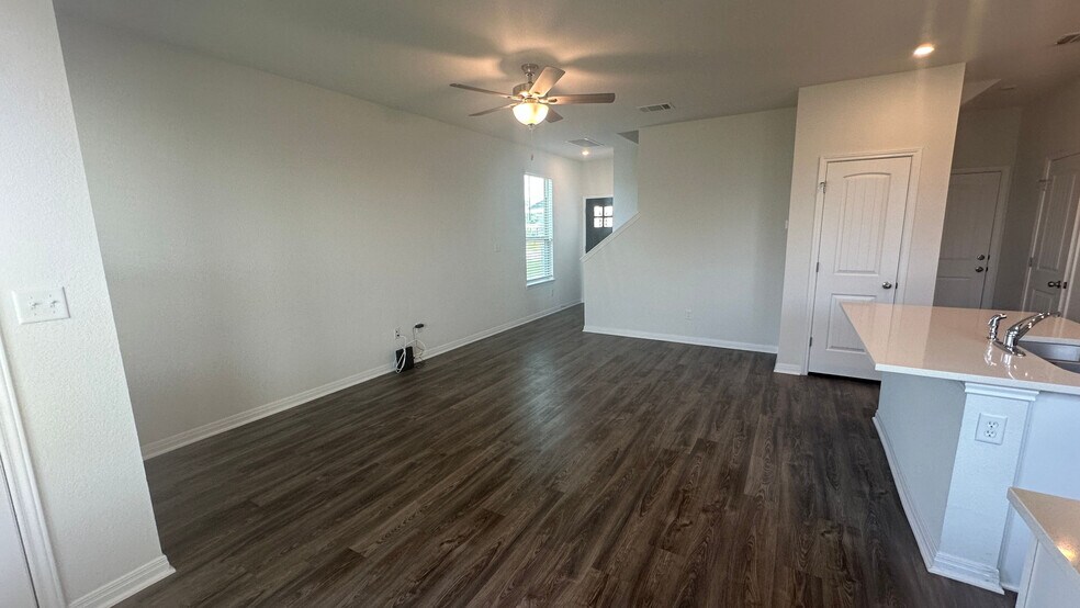 Building Photo - Room in Townhome on Cowbird Path