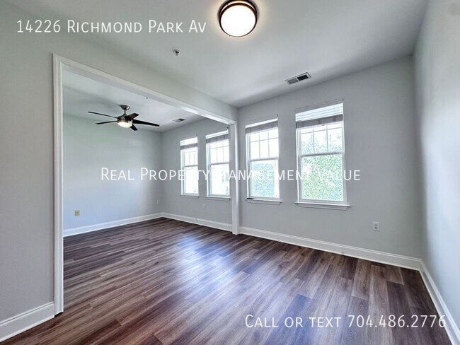 Building Photo - 14226 Richmond Park Ave