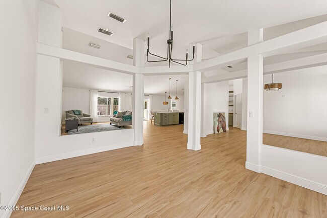 Building Photo - 1017 Homewood Ave