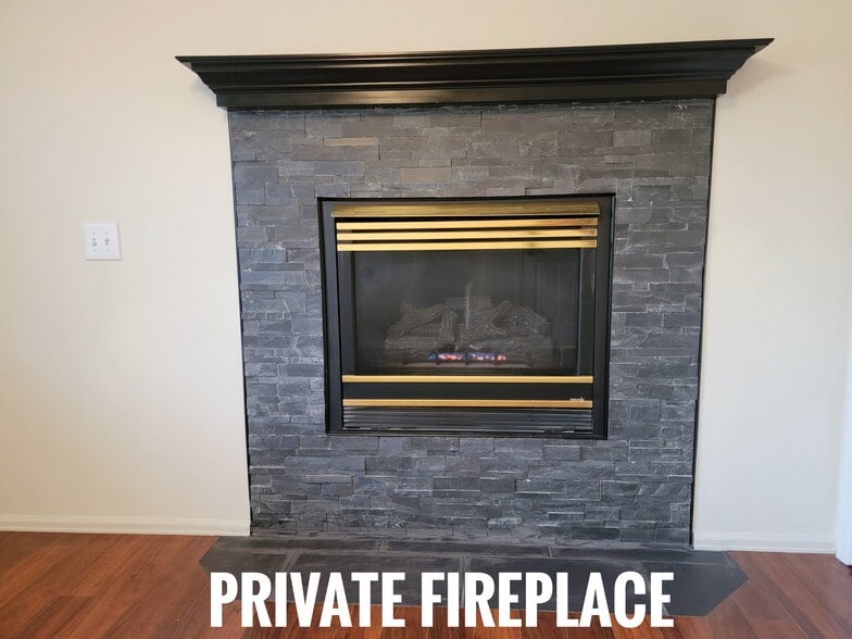 Building Photo - 3620 Richmond Dr