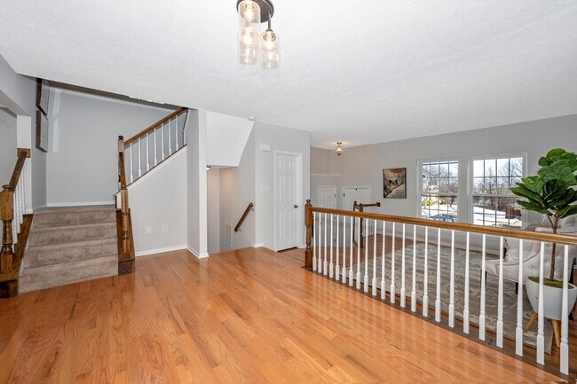 Building Photo - 509 Sugarbush Cir