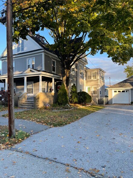 Primary Photo - 1024 Merrill St