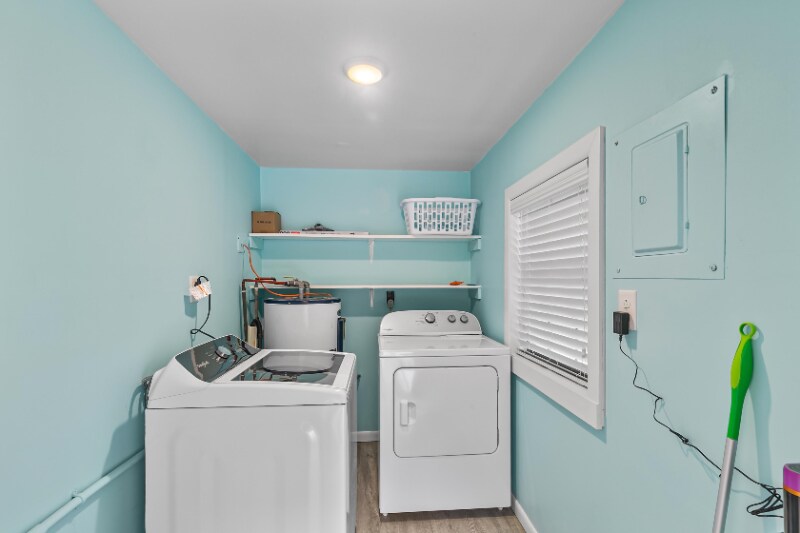 Building Photo - 2003 Roebuck St