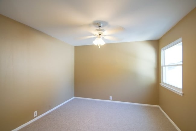 Building Photo - 7153 Stonington Lane, Charlotte, NC 28227