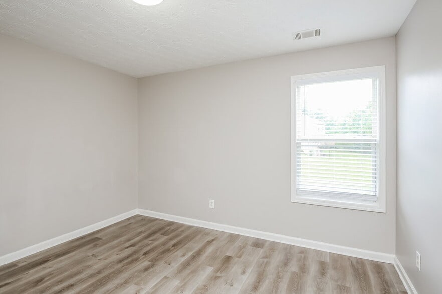 Building Photo - 715 Cool Weather Dr