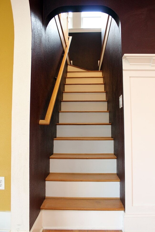 Building Photo - 5002 SE 97th Ave