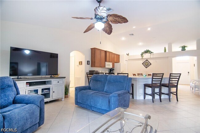 Building Photo - 5023 Agualinda Blvd