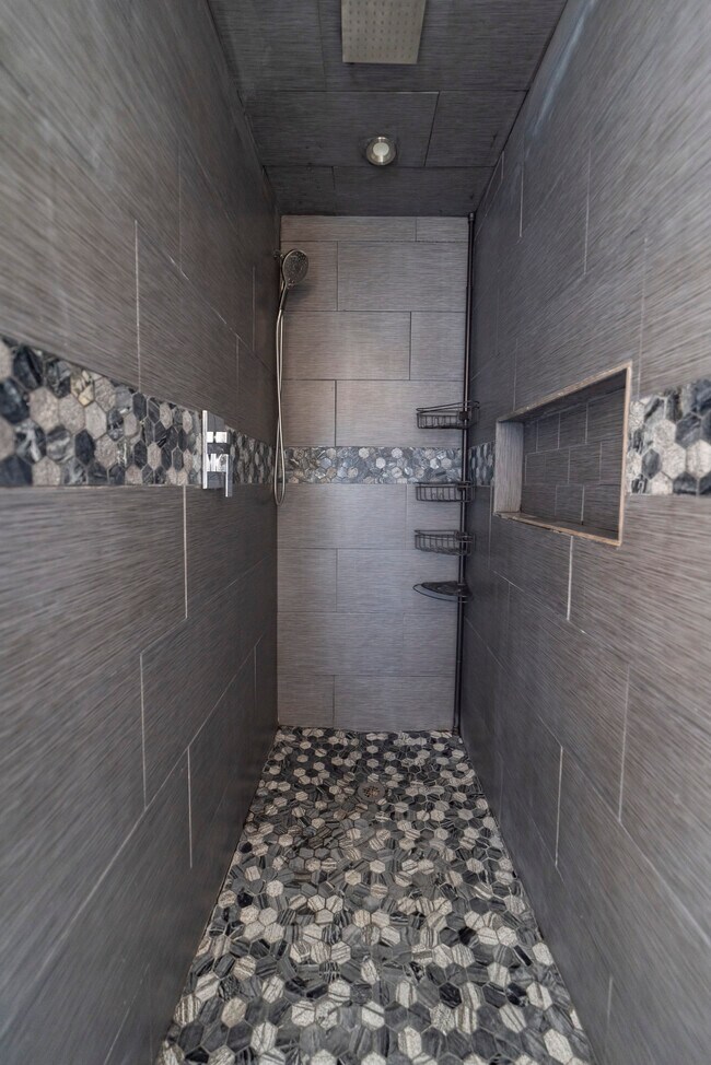 Building Photo - 35576 Melrose Ave