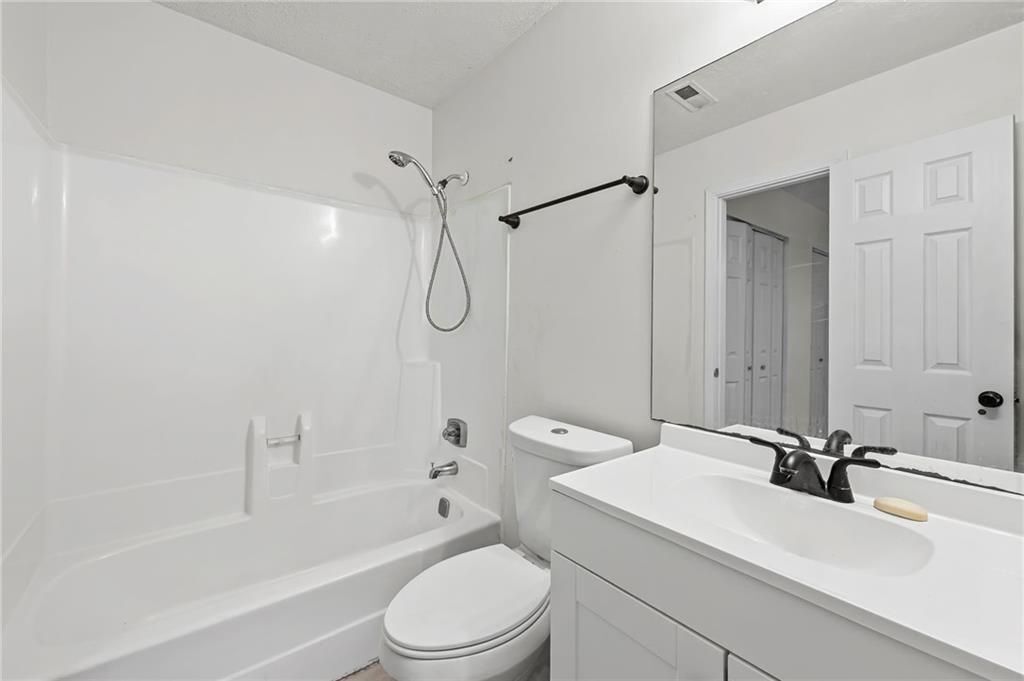 Building Photo - 579 Northridge Crossing Dr