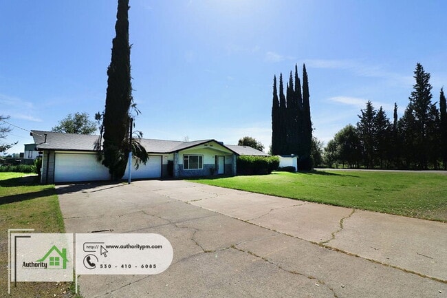 Building Photo - 8759 Airport Rd