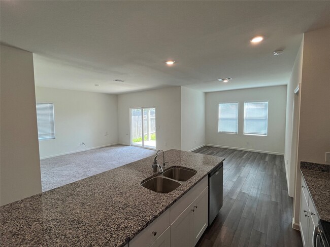 Building Photo - 22015 Sovereign Hts Ln.