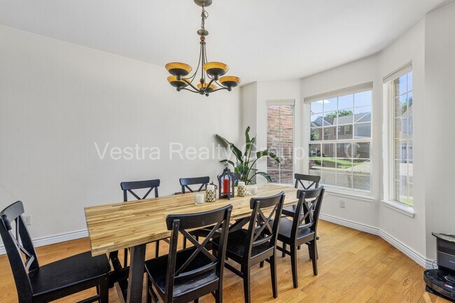 Building Photo - 2157 Maples Pl
