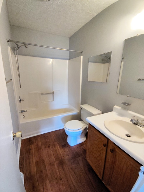 Building Photo - 74 Ferguson Dr