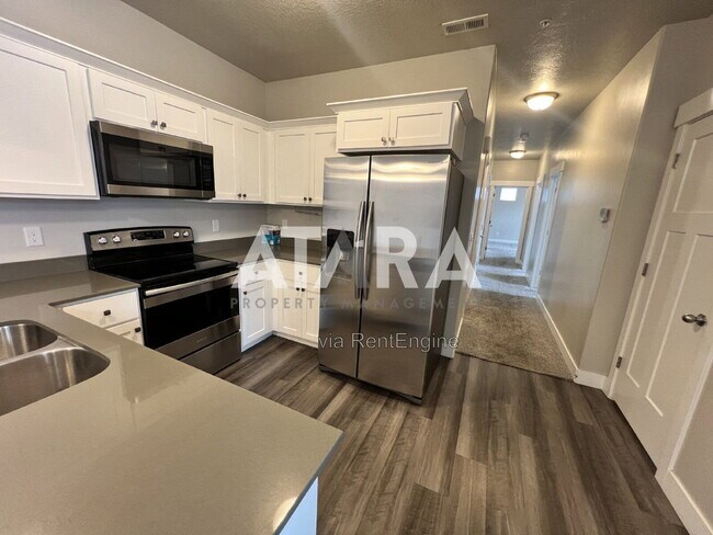Building Photo - 4234 McKellen Dr