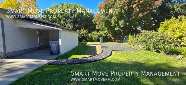 Building Photo - 4298 Catalpa-