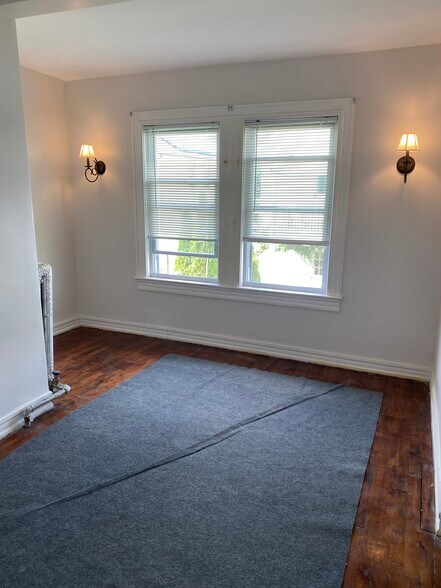 Bedroom 1 - 115 Windsor Rd
