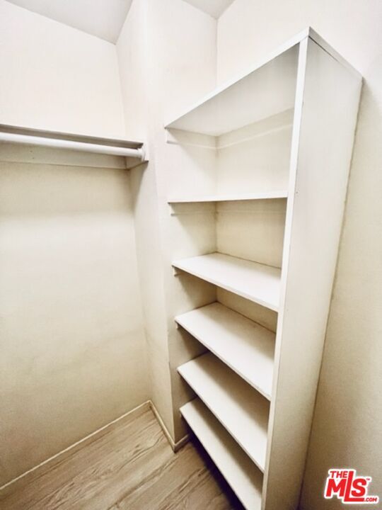 Building Photo - 221 S Gale Dr