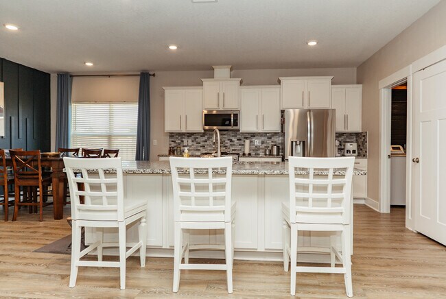 Building Photo - 1106 Shoal River Dr