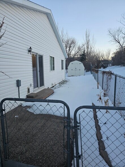 Building Photo - 2608 Gallery View Dr