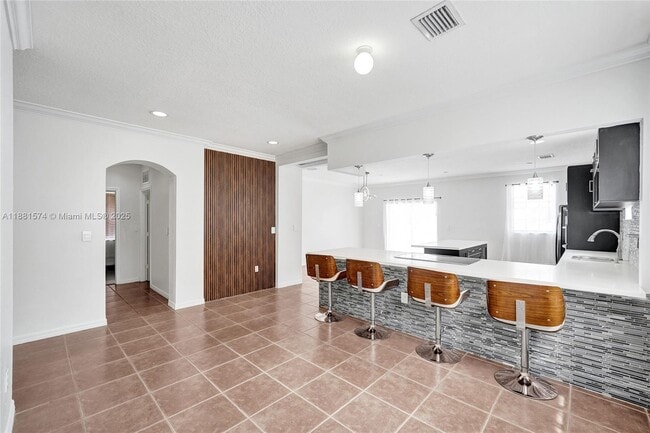 Building Photo - 3041 SW 88th Ave