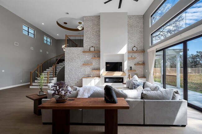 Building Photo - 26511 Meadow Ln