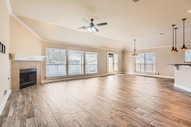 Building Photo - 6609 Carrington Dr