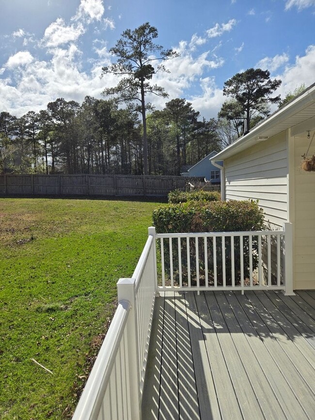 Building Photo - Charming 3-Bedroom Home in Hunters Creek – Pet Friendly & Great Amenities!