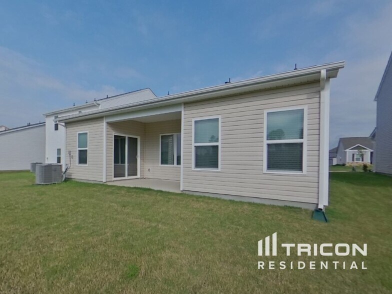 Building Photo - 1213 Crested Iris St