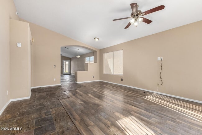 Building Photo - 8642 W Laurel Ln