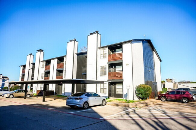 Building Photo - 2553 Thomason Cir