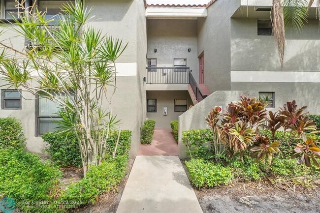 Building Photo - 2534 NW 49th Terrace