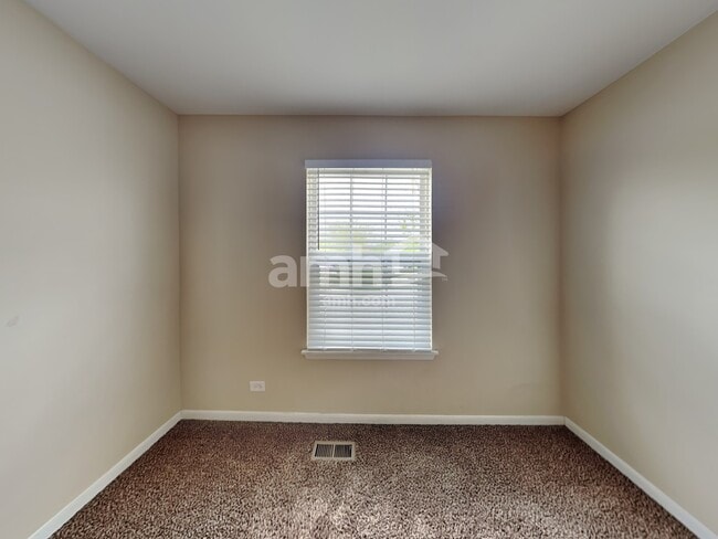 Building Photo - 2387 N Lancaster Ln