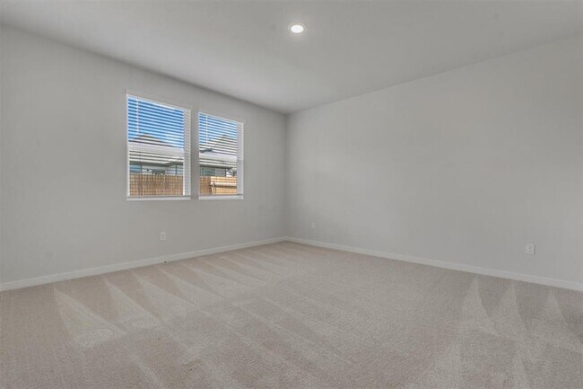 Building Photo - 130 Hornet St
