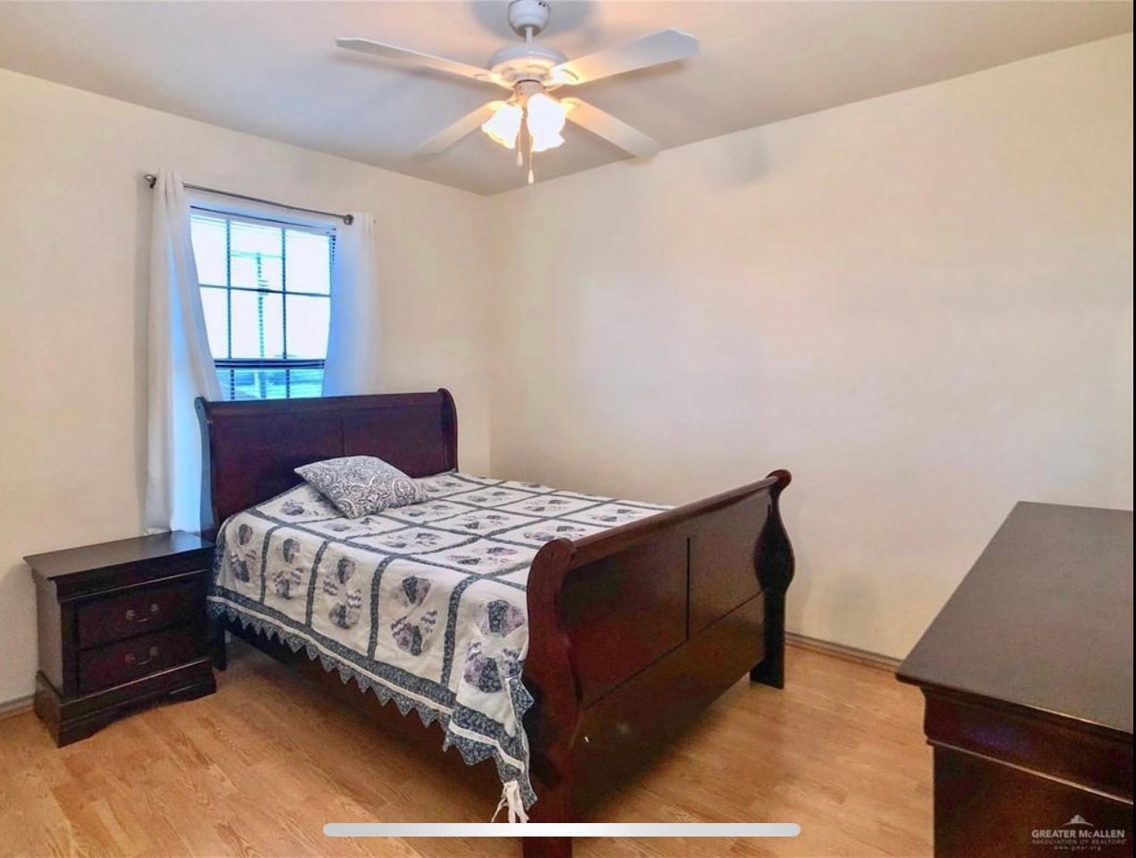 1 of 3 upstairs bdrms - 1305 Ambrosia Dr