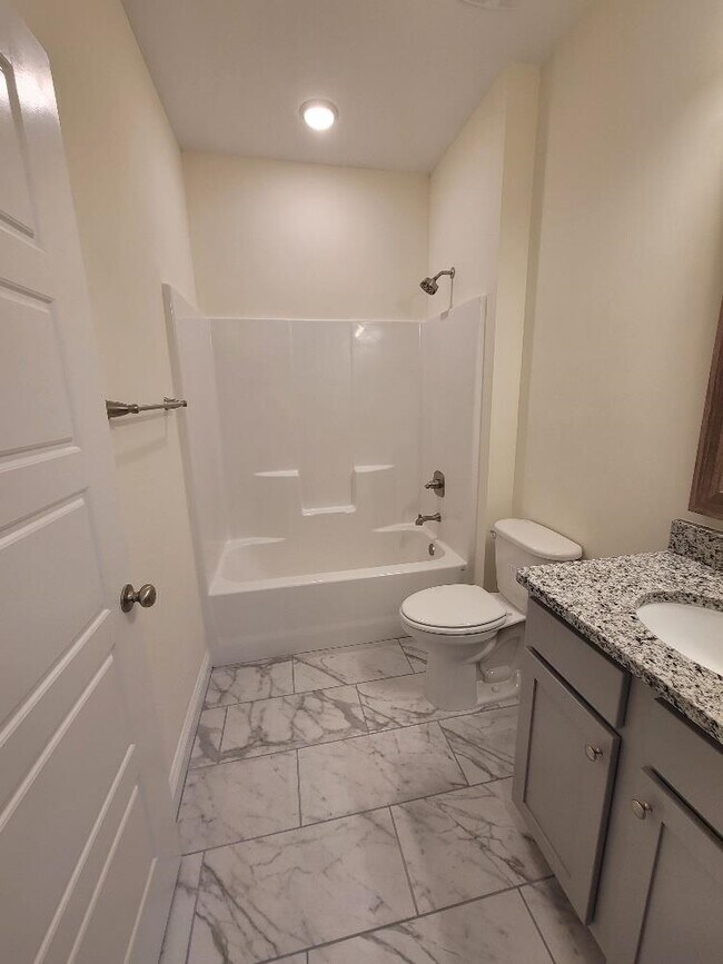 Building Photo - 949 Jackline Pl