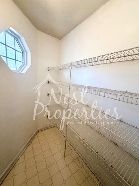 Building Photo - 531 Rapids Rd