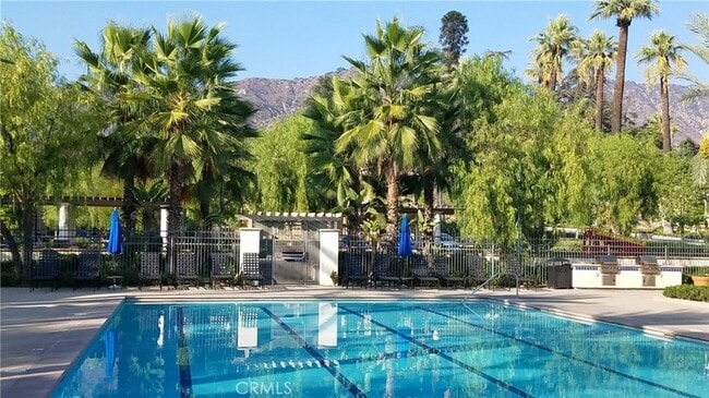 Building Photo - 908 N Acacia Ct