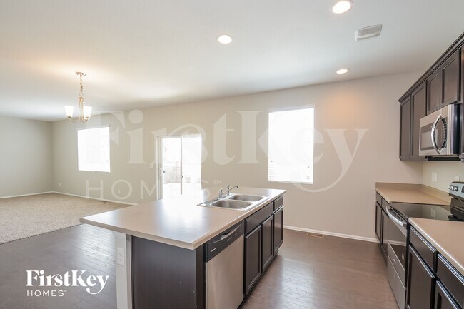 Building Photo - 6481 N Dunkirk Ct