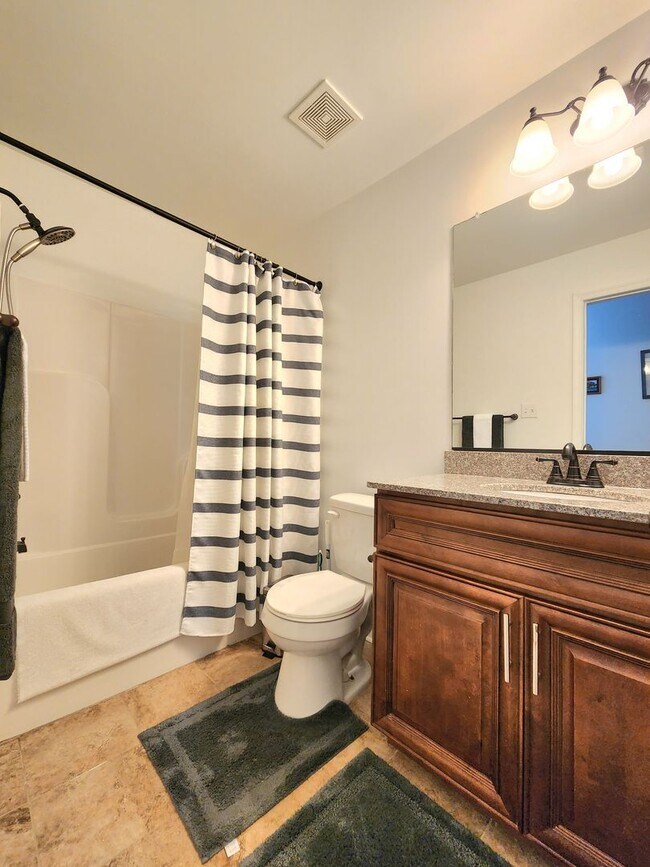 Building Photo - 4 Bedroom Single Family Home near Naval Station Norfolk