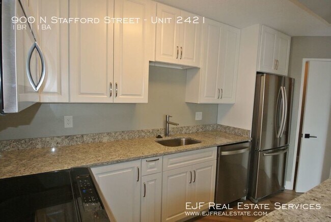 Building Photo - 900 N Stafford St
