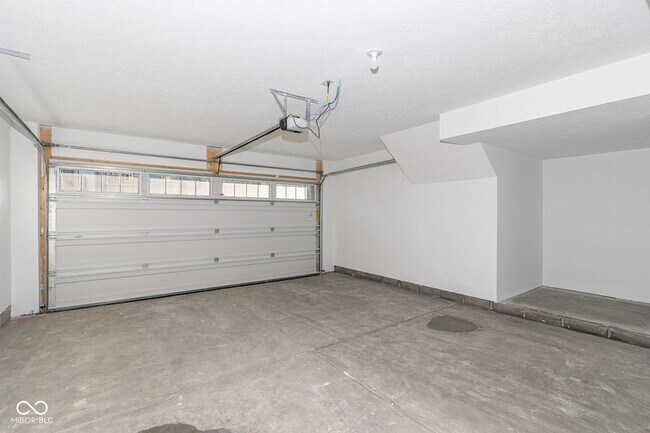 Building Photo - 8238 Bostic Dr