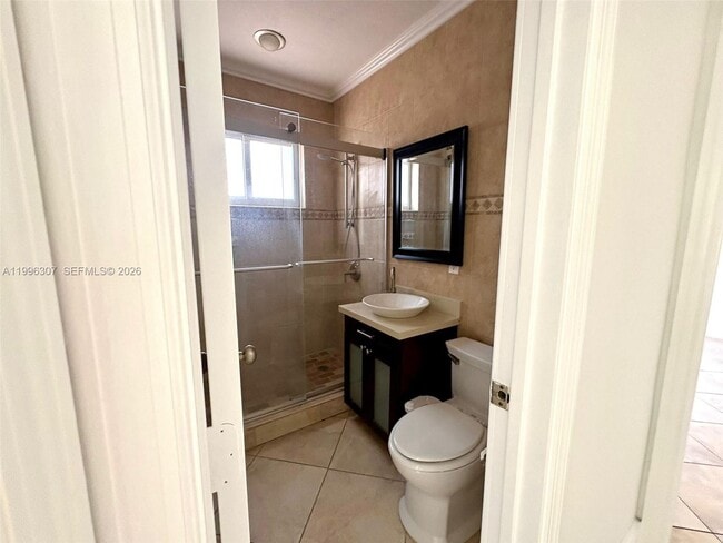 Building Photo - 4190 Pamona Ave