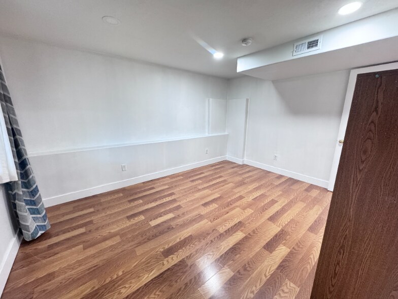 Building Photo - 16371 S 1500 W