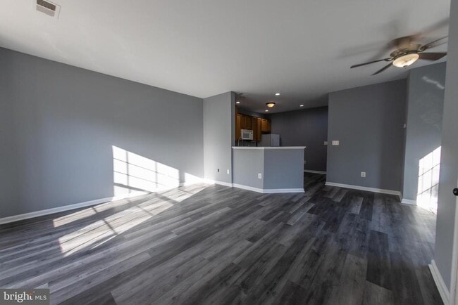 Building Photo - 7685 Duneiden Ln