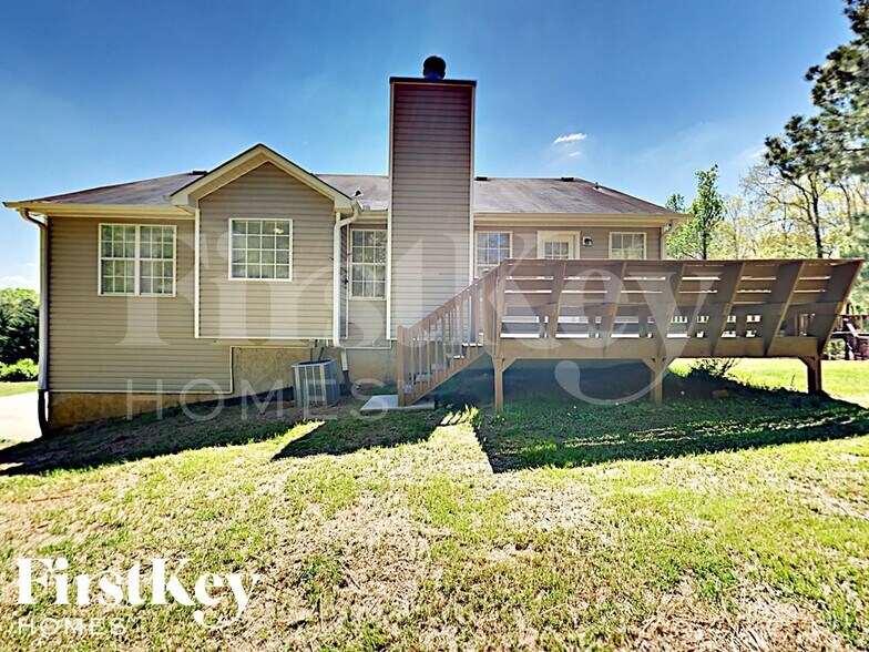 Building Photo - 376 Tuscany Trce