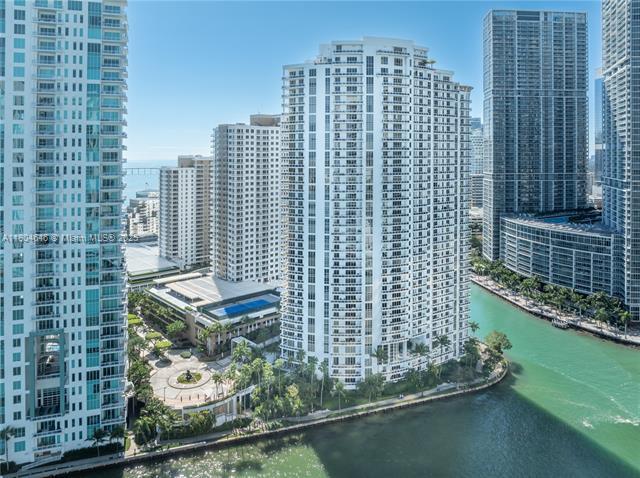 Building Photo - 901 Brickell Key Blvd